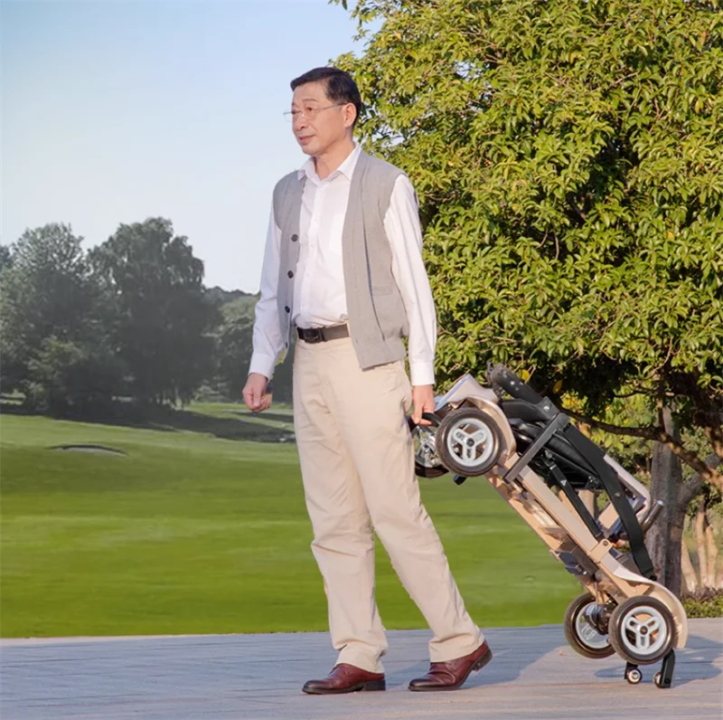 4 Wheel Travel Electric Scooter Foldable Portable With Seat For Old People 24V Mobility Scooter Lightweight Removable Battery
