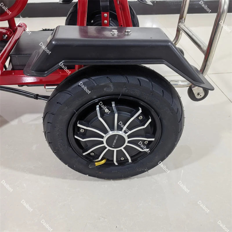 700W Powerful 3 Wheel Mobility Scooter With Seat For Elderly Folding Double Motor Electric Scooter With Pull Rod Luggage Travel