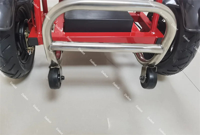 700W Powerful 3 Wheel Mobility Scooter With Seat For Elderly Folding Double Motor Electric Scooter With Pull Rod Luggage Travel