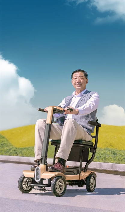 4 Wheel Travel Electric Scooter Foldable Portable With Seat For Old People 24V Mobility Scooter Lightweight Removable Battery